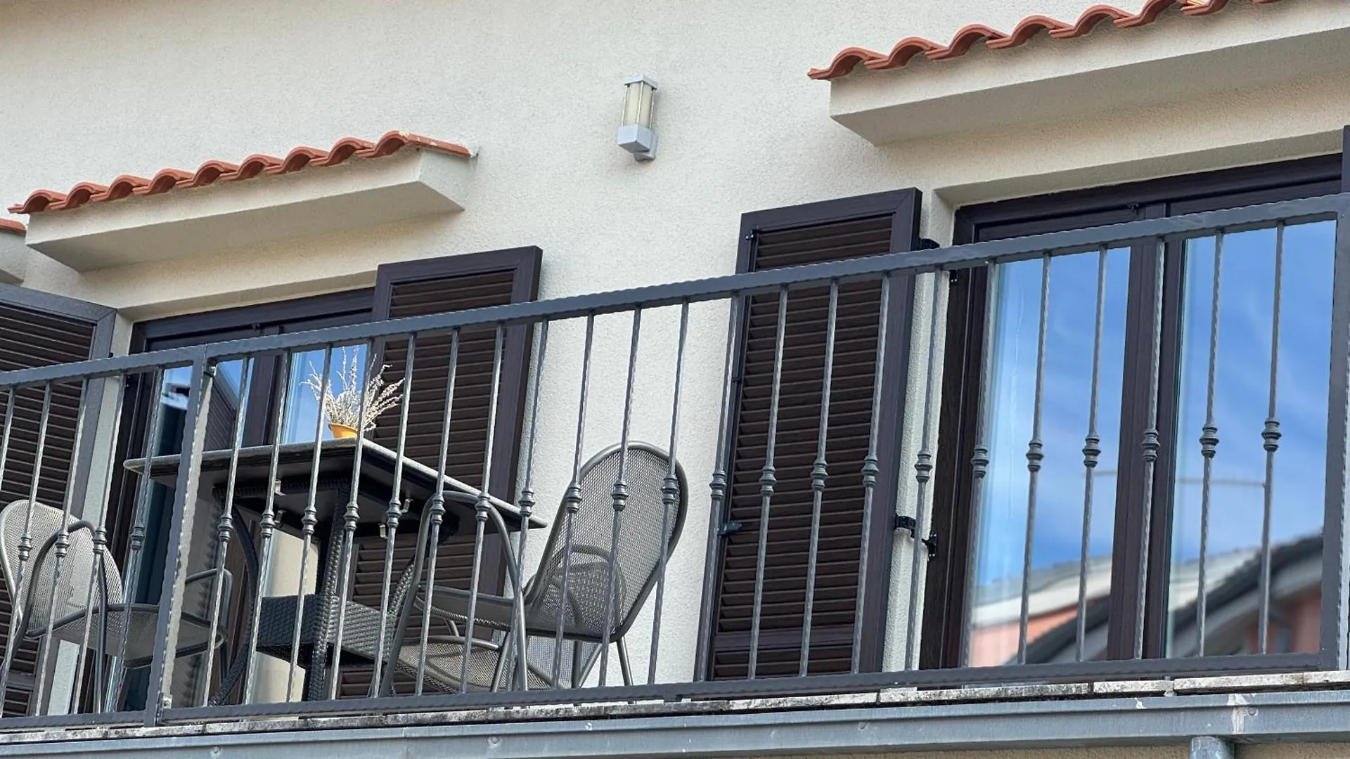 Apartments Ein Haus In Der Sonne Malinska 0*,  Croatia