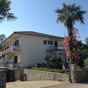 Apartment Dujmovic, Malinska
